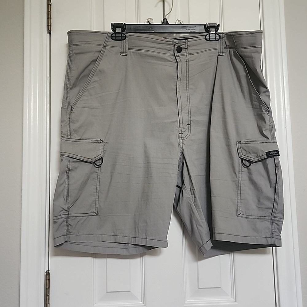 Wrangler Gray Cargo Shorts​​​​​​